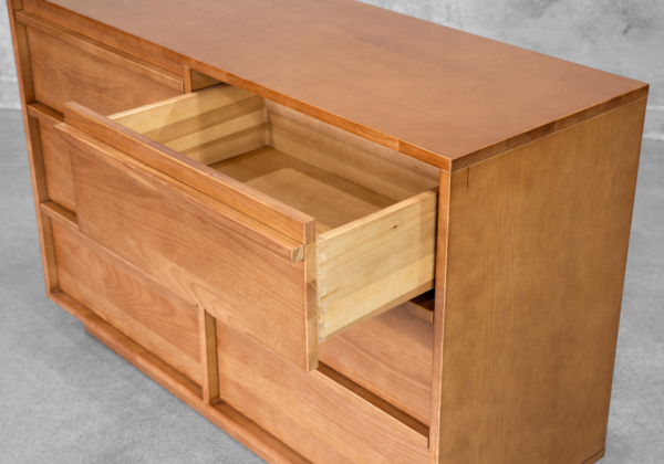 Toko Double Dresser - Close Up