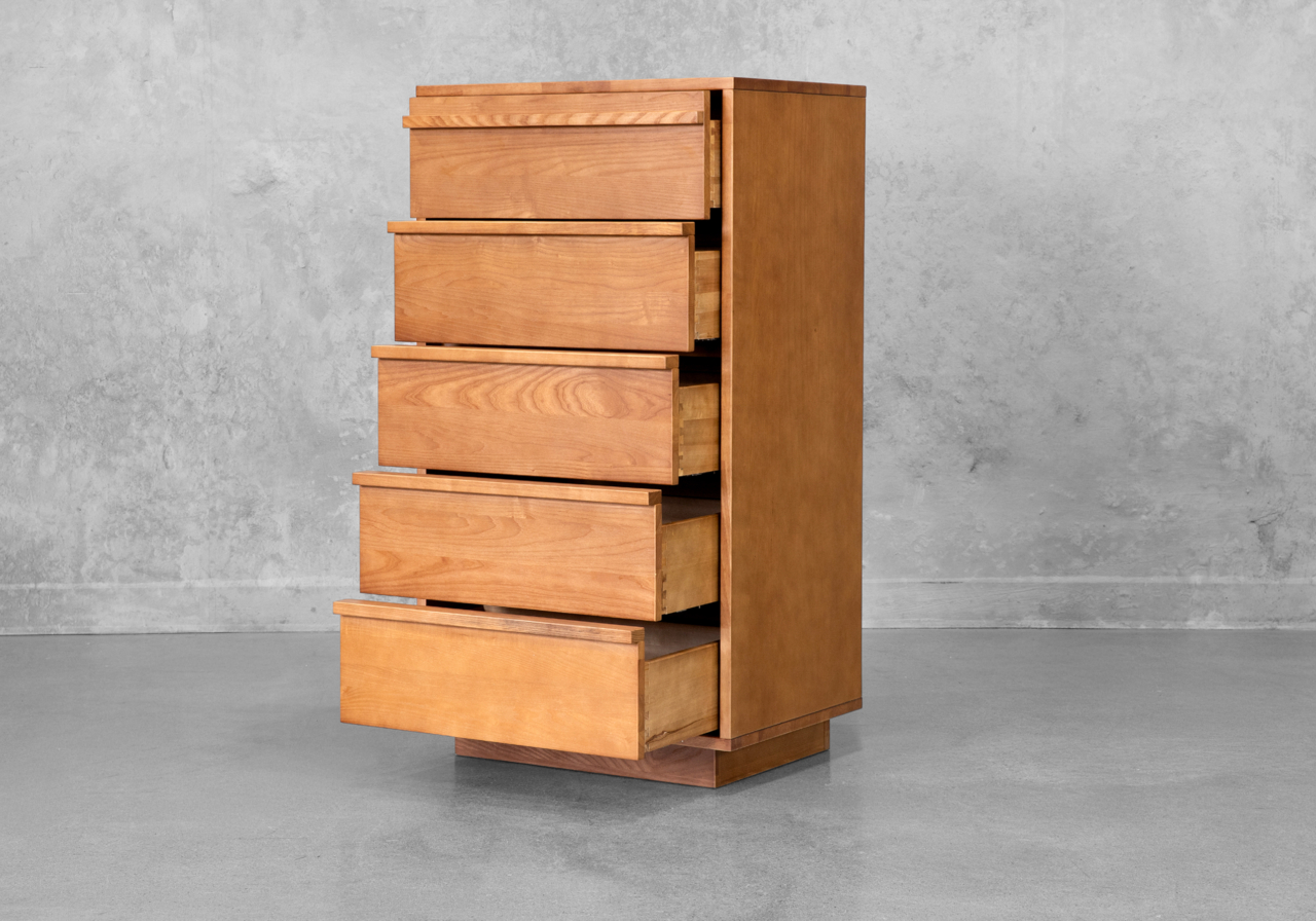 Toko Tallchest - Angle - Drawers