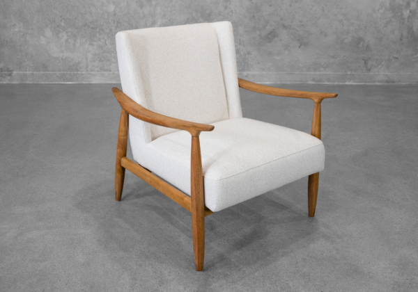 Clifton Chair in Lila Linen