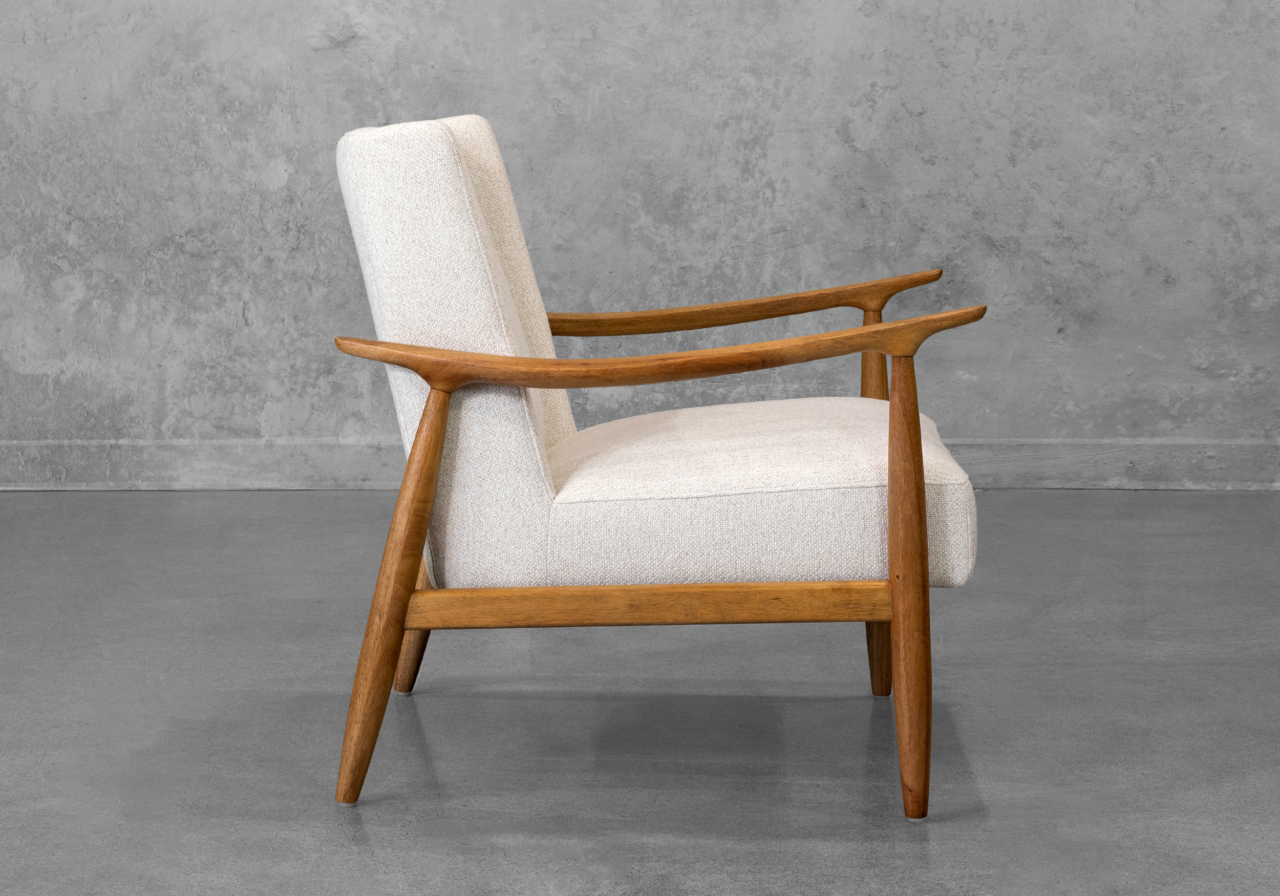 Clifton Chair in Lila Linen - Side